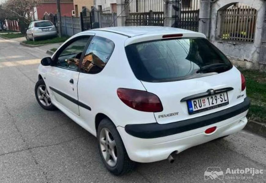 2003_pezo_206_10_polovni_automobili_autopijac.rs