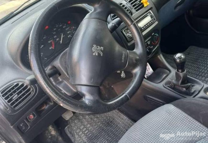 2003_pezo_206_2_polovni_automobili_autopijac.rs
