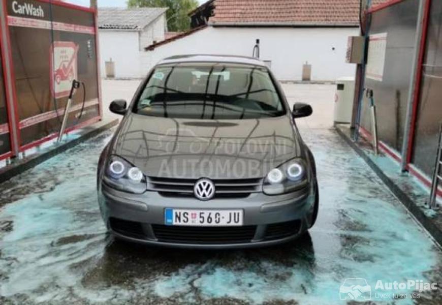 2004_volkswagen_golf_15_polovni_automobili_autopijac.rs