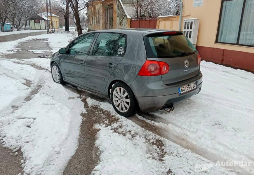2004_volkswagen_golf_5_polovni_automobili_autopijac.rs