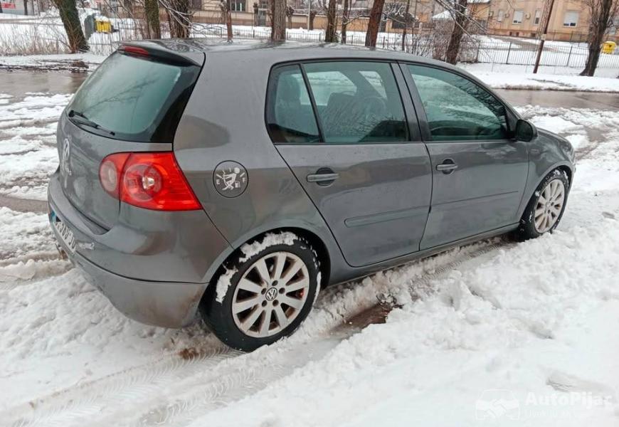 2004_volkswagen_golf_7_polovni_automobili_autopijac.rs