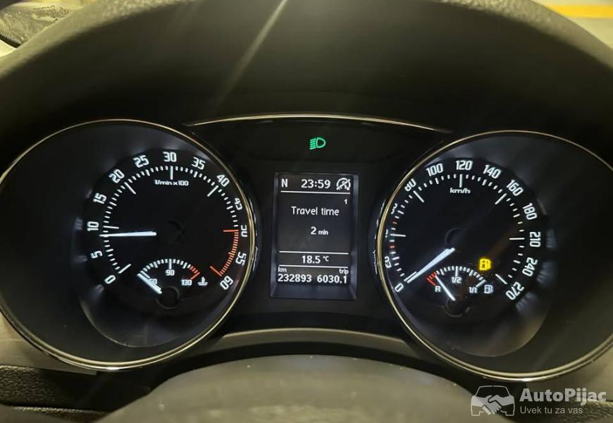 2014_skoda_superb_9_polovni_automobili_autopijac.rs
