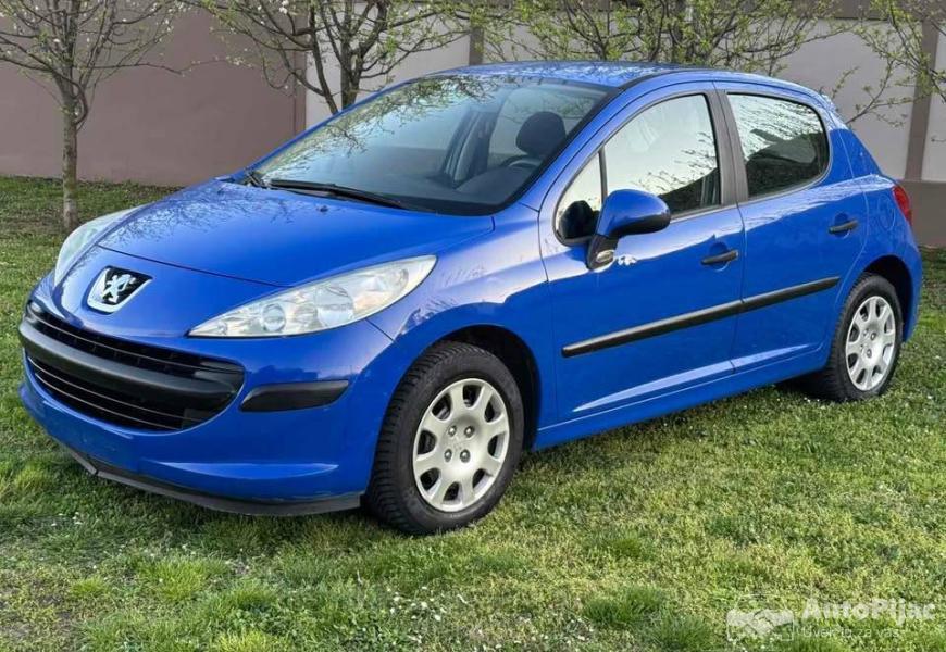 2007_pezo_207_14_8v_55_kw_pezo_motor_2_polovni_automobili_autopijac.rs