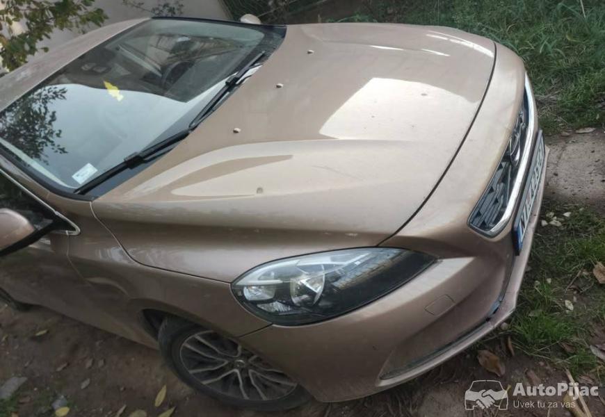 2013_volvo_v40_6_polovni_automobili_autopijac.rs