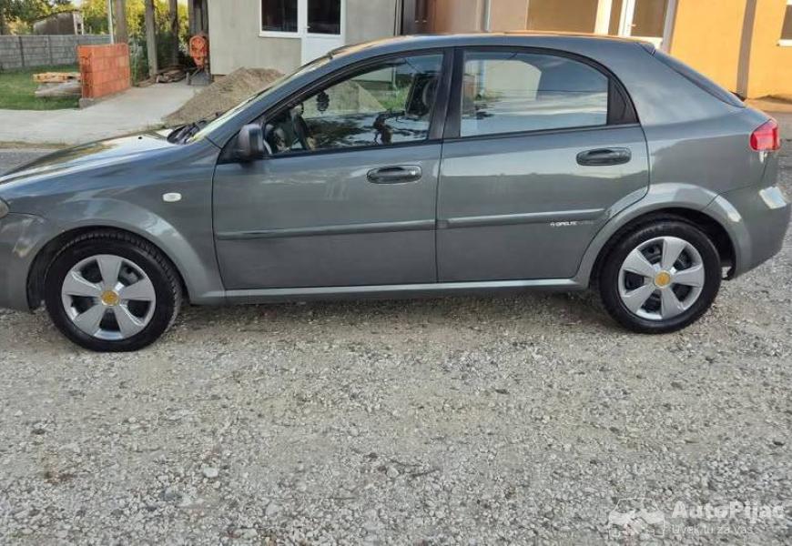chevrolet_stranac_mesto_provo_8_polovni_automobili_autopijac.rs