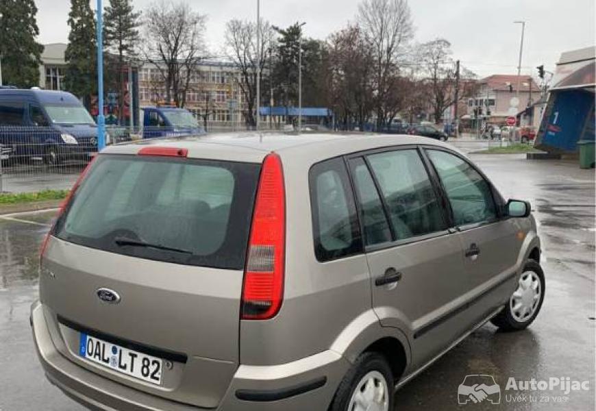 ford_fusion_stranac_sa_tablicama_6_polovni_automobili_autopijac.rs