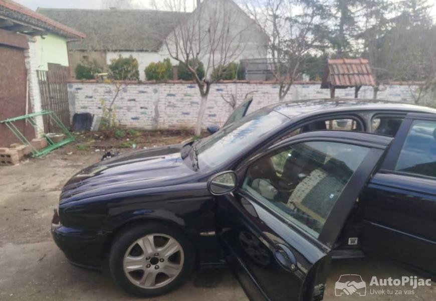 jaguar_x_tyupe_20_6_polovni_automobili_autopijac.rs