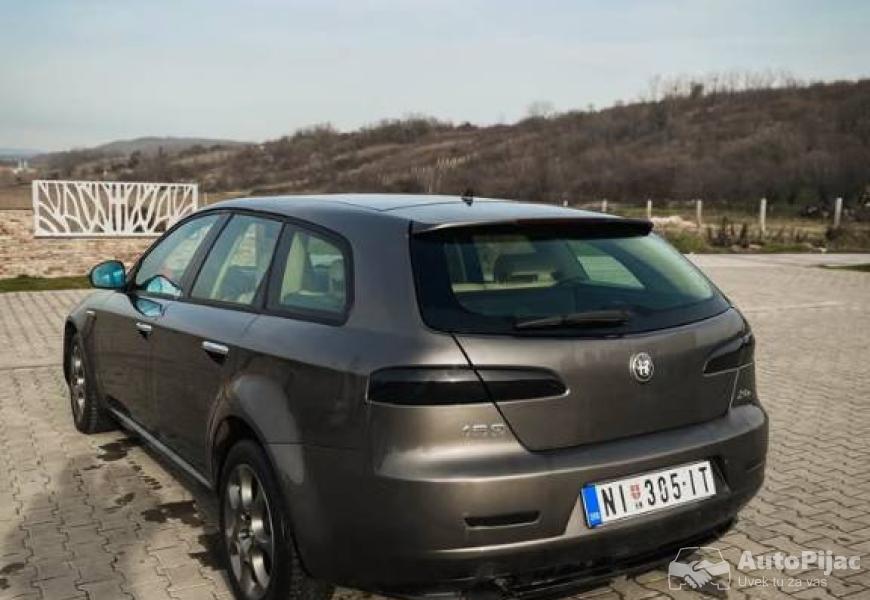 2007_alfa_romeo_159_6_polovni_automobili_autopijac.rs