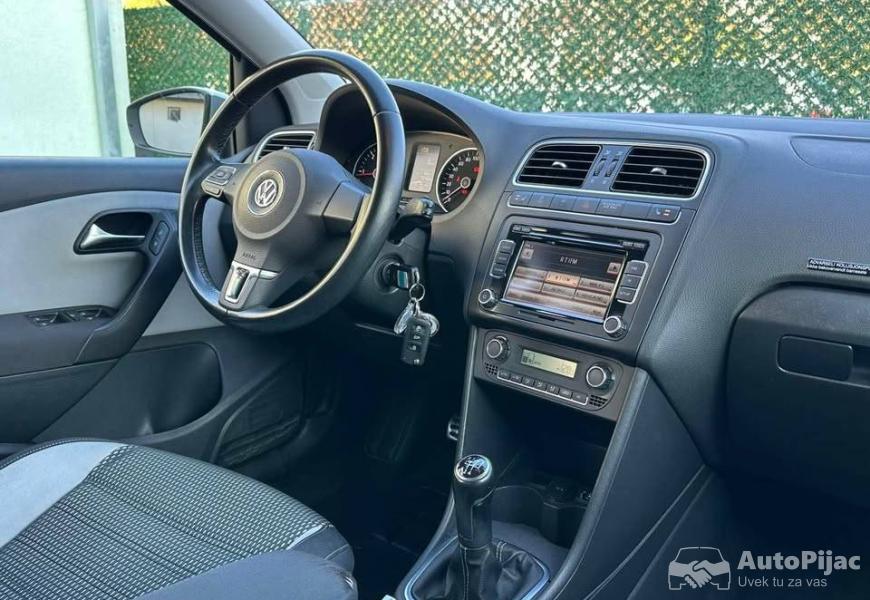 2010_volkswagen_cross_polo_16_tdi_9_polovni_automobili_autopijac.rs