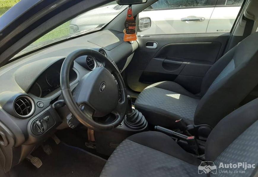 ford_fiesta_2004god_samo_1100_eura_125_benzin5_vra_4_polovni_automobili_autopijac.rs