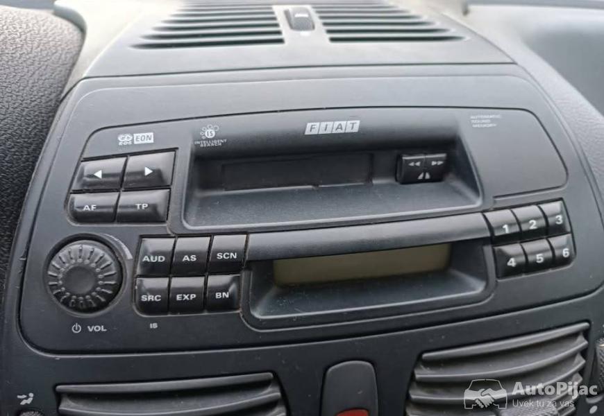 fiat_bravo_16_2001_kompletan_auto_u_delovima_7_polovni_automobili_autopijac.rs