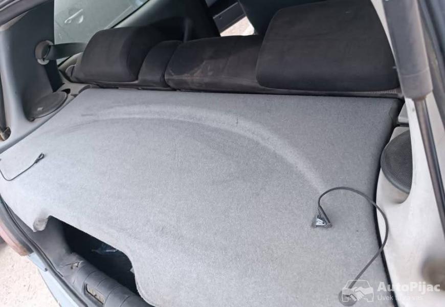 fiat_bravo_16_2001_kompletan_auto_u_delovima_9_polovni_automobili_autopijac.rs