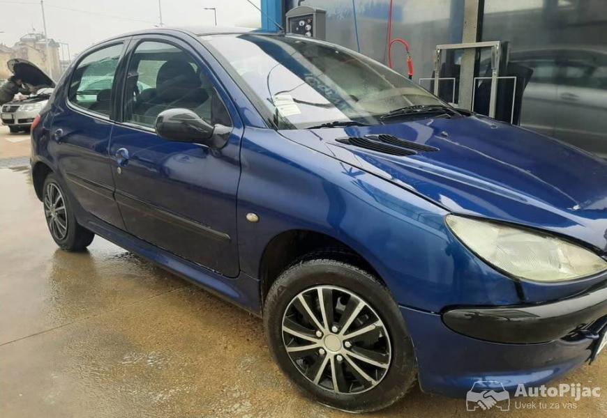 peugeot_206_11b44kw2002god_reg92026_1299_eura_hitn_4_polovni_automobili_autopijac.rs