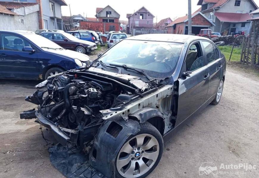 bmw_delovi_3_polovni_automobili_autopijac.rs