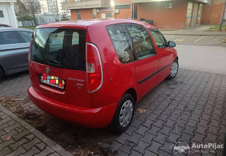 skoda_roomster_14_benzin_3_polovni_automobili_autopijac.rs
