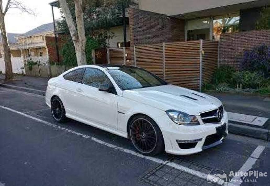 w204_branik_1_polovni_automobili_autopijac.rs
