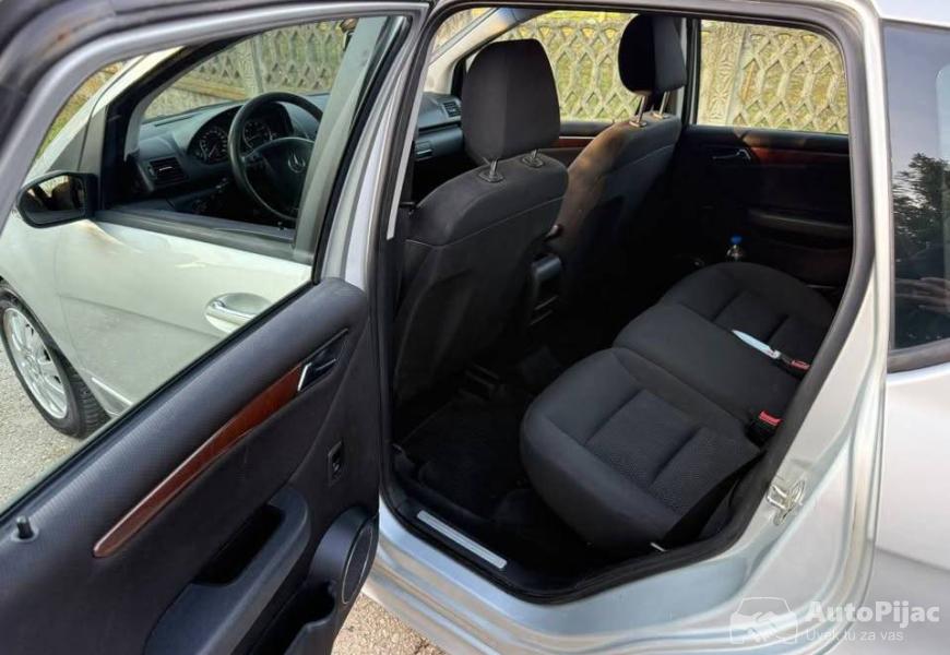 mercedes_a_170_17_benzinac_116_ks_godiste_2004_reg_10_polovni_automobili_autopijac.rs