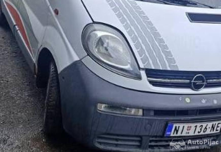 kombi_opel_vivaro_1_polovni_automobili_autopijac.rs