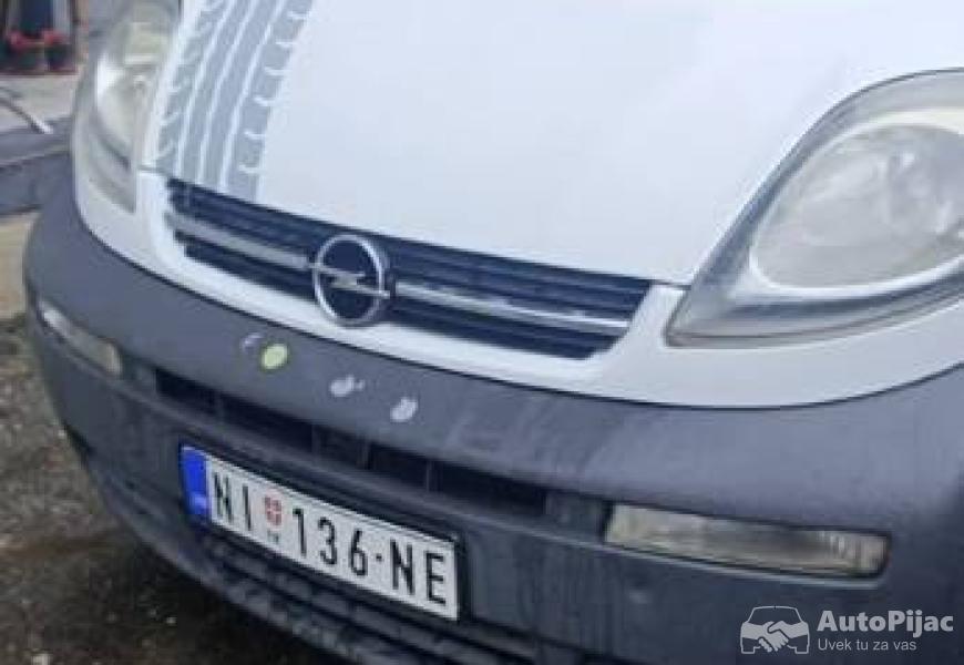 kombi_opel_vivaro_2_polovni_automobili_autopijac.rs
