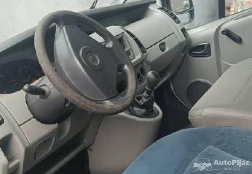 kombi_opel_vivaro_3_polovni_automobili_autopijac.rs