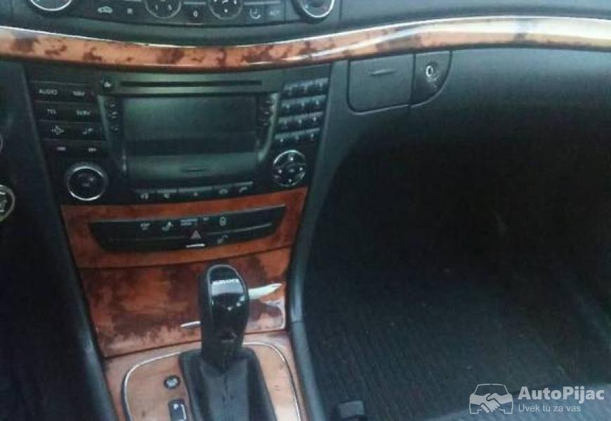 2002_mercedesbenz_eclass_10_polovni_automobili_autopijac.rs