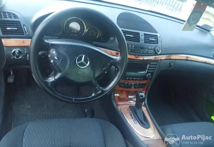 2002_mercedesbenz_eclass_9_polovni_automobili_autopijac.rs