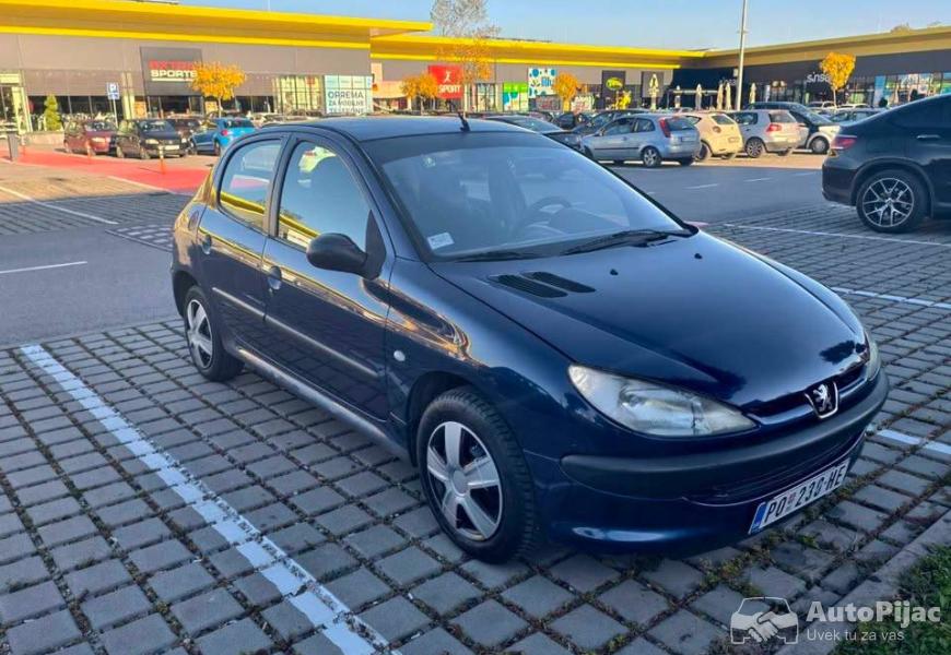 peugeot_206_11_benzin_10_polovni_automobili_autopijac.rs