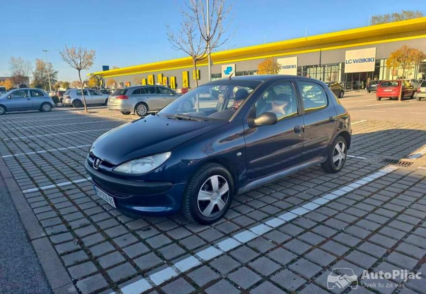 peugeot_206_11_benzin_3_polovni_automobili_autopijac.rs