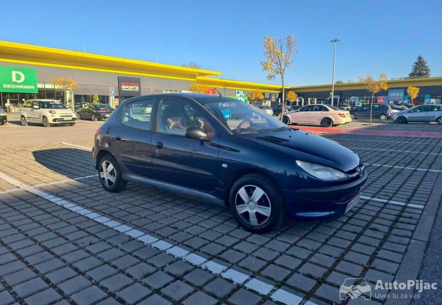 peugeot_206_11_benzin_4_polovni_automobili_autopijac.rs