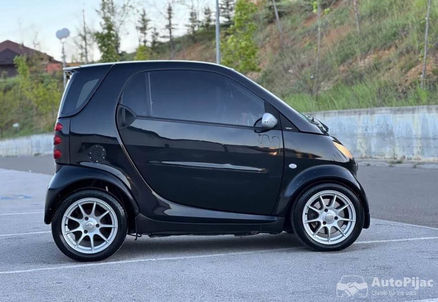smart_800cdi_automatik_3_polovni_automobili_autopijac.rs