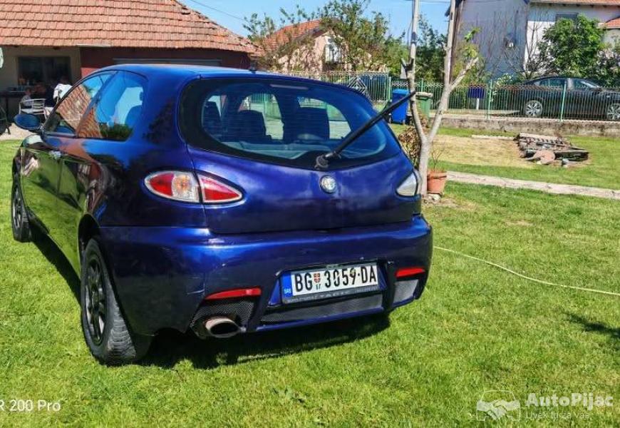147_16_16v_2001_3_polovni_automobili_autopijac.rs