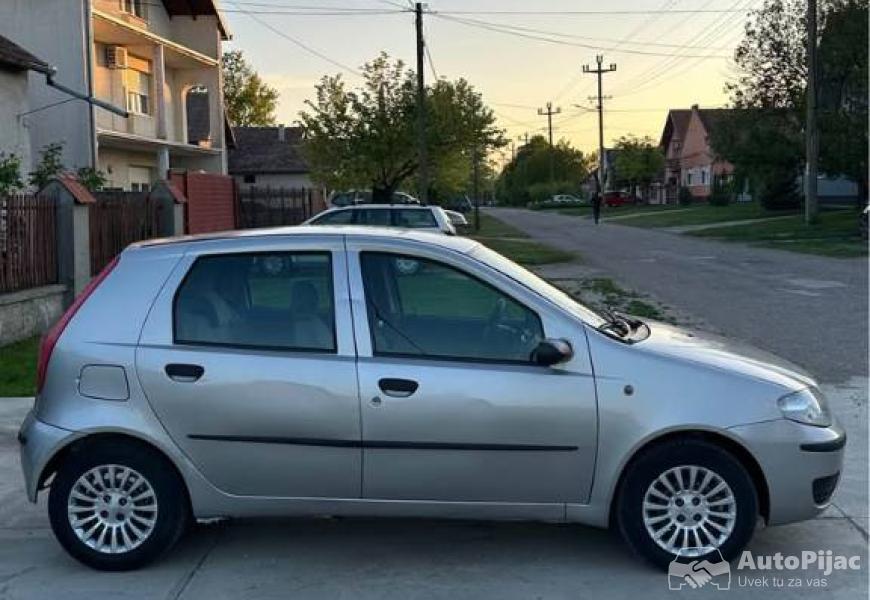 fiat_punto_3_5_polovni_automobili_autopijac.rs