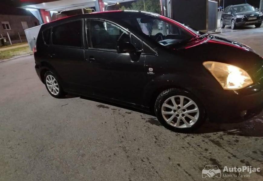 tojota_3_polovni_automobili_autopijac.rs