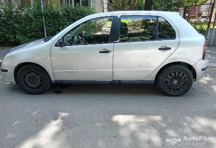skoda_fabija_12_2005god_benzin_plin_registrovan_8_polovni_automobili_autopijac.rs