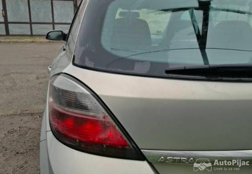 opel_astra_h_2007_14_benzin_plin_9_polovni_automobili_autopijac.rs