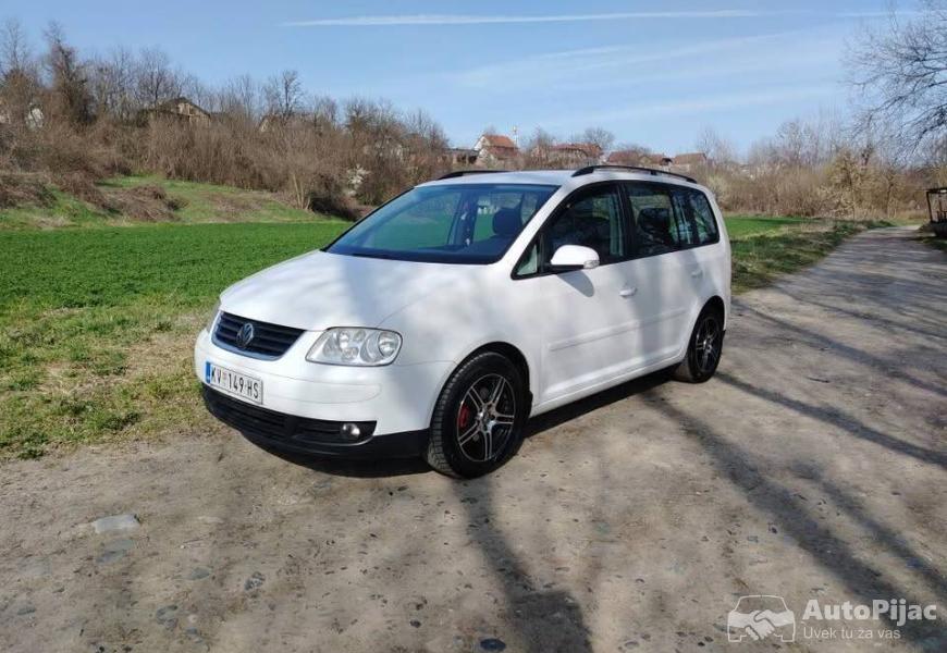touran_2003_20_tdi_100kw_2_polovni_automobili_autopijac.rs