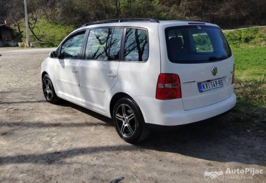 touran_2003_20_tdi_100kw_4_polovni_automobili_autopijac.rs