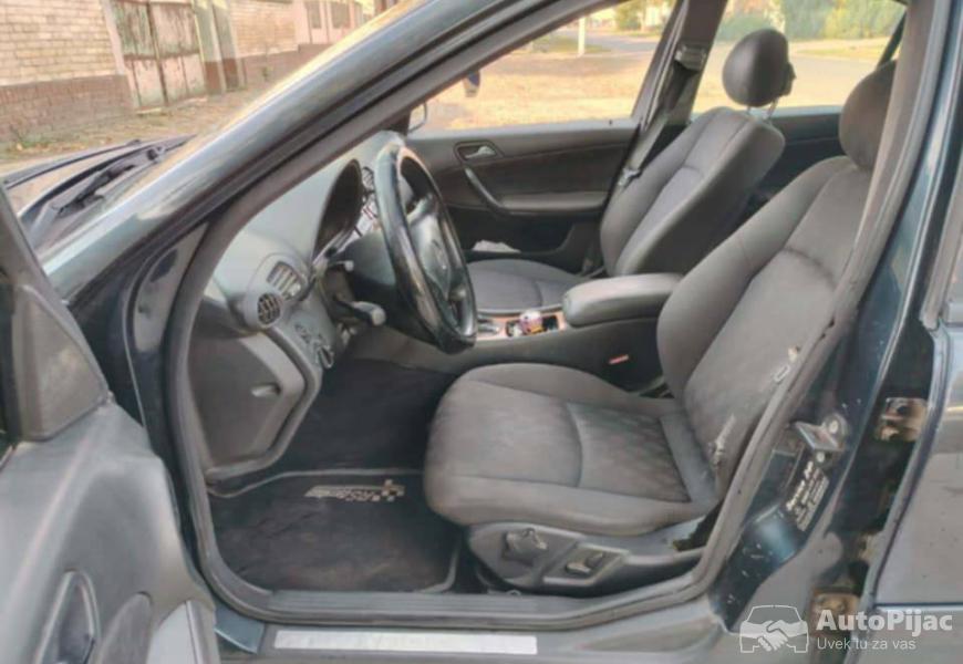 mecka_c200_5_polovni_automobili_autopijac.rs