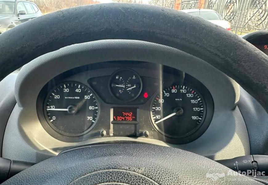 citreon_jumpy_2010_16_hdi_8_polovni_automobili_autopijac.rs