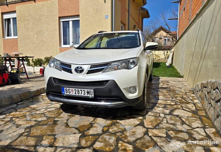 2014_toyota_rav4_1_polovni_automobili_autopijac.rs