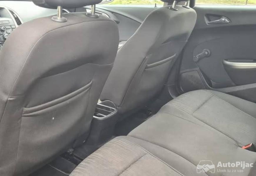 2011_opel_astra_j_17_cdti_13_polovni_automobili_autopijac.rs
