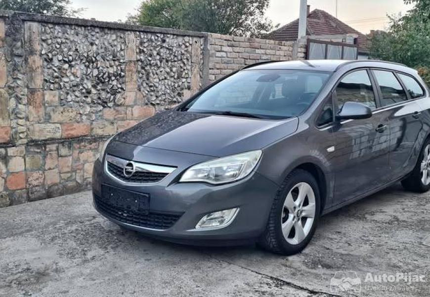 2011_opel_astra_j_17_cdti_1_polovni_automobili_autopijac.rs
