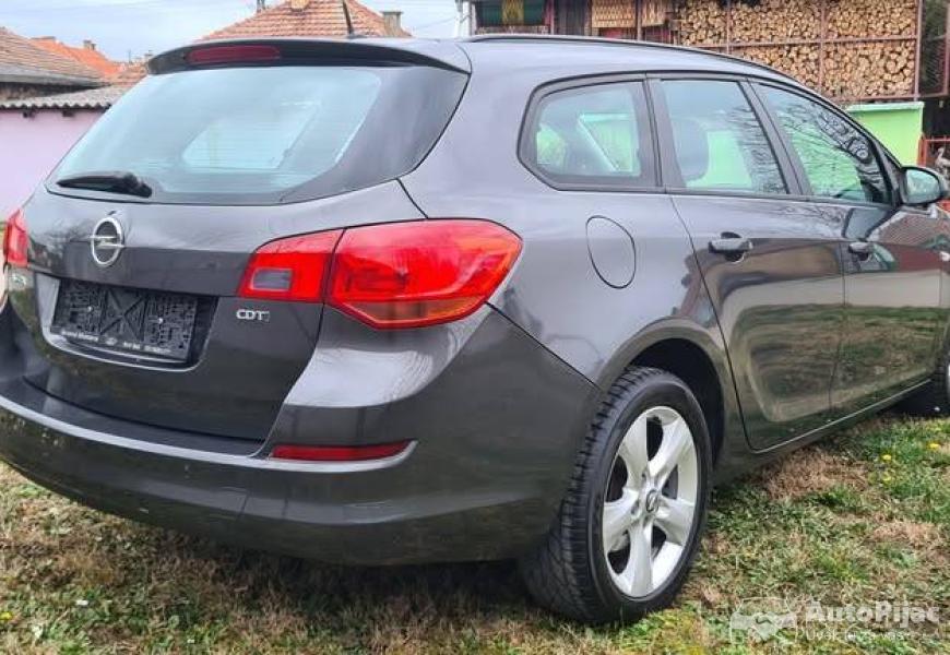 2011_opel_astra_j_17_cdti_5_polovni_automobili_autopijac.rs
