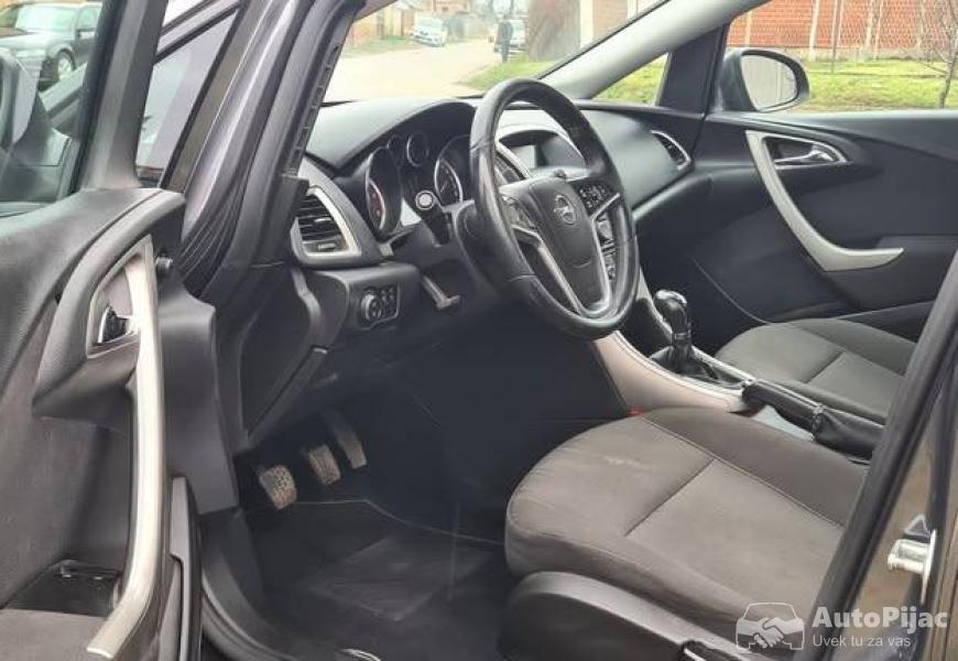 2011_opel_astra_j_17_cdti_9_polovni_automobili_autopijac.rs