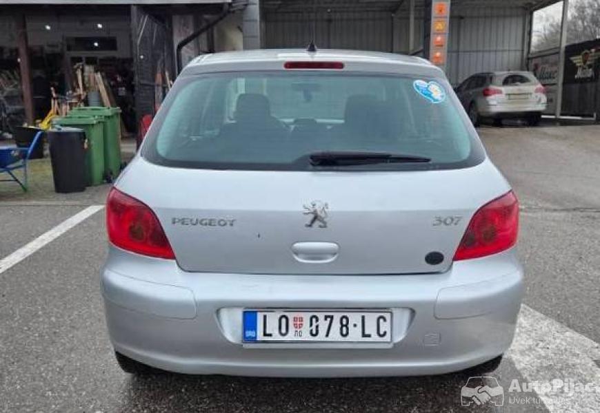 na_prodaju_2_polovni_automobili_autopijac.rs