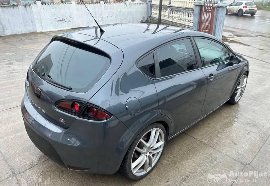 seat_leon_fr_20tdi_170ks_7_polovni_automobili_autopijac.rs