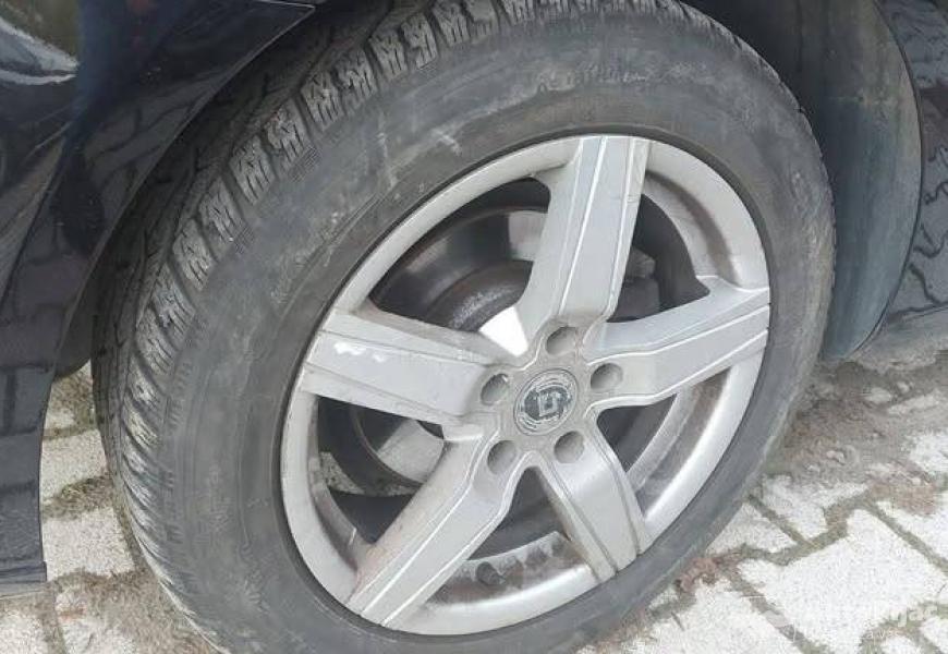 touran_16_tdi_7_sedista_2013_10_polovni_automobili_autopijac.rs