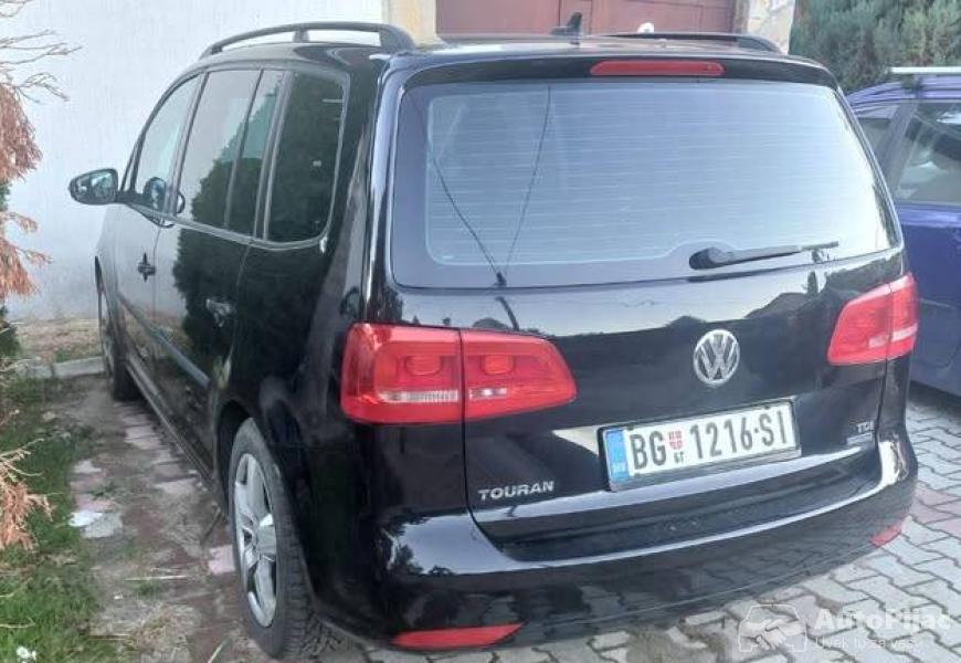 touran_16_tdi_7_sedista_2013_2_polovni_automobili_autopijac.rs