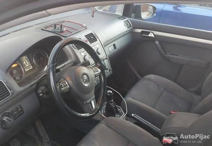touran_16_tdi_7_sedista_2013_7_polovni_automobili_autopijac.rs
