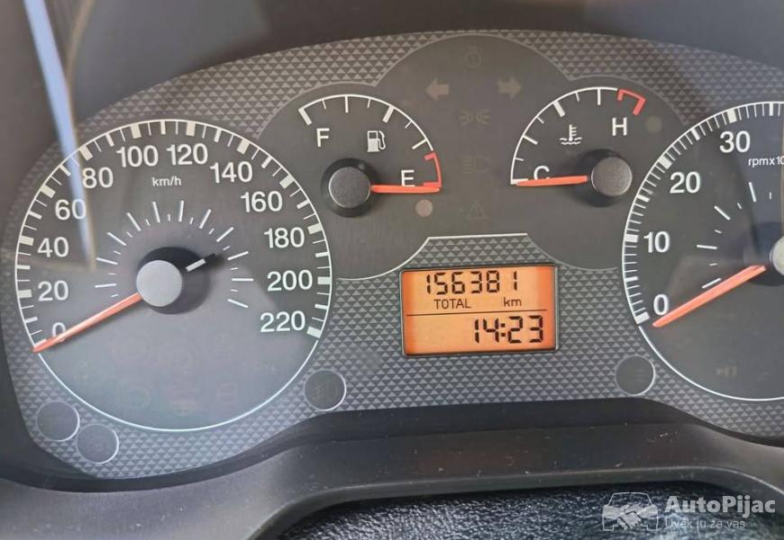 2006_fiat_grande_punto_14_polovni_automobili_autopijac.rs